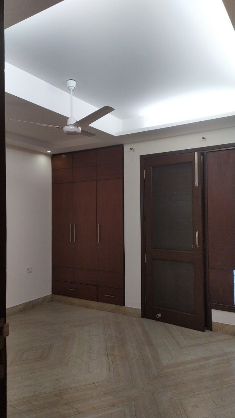 Master Bedroom, kalkaji 3 Bedroom 155 Sq.Yd. Builder Floor In Kalkaji Delhi 9309227