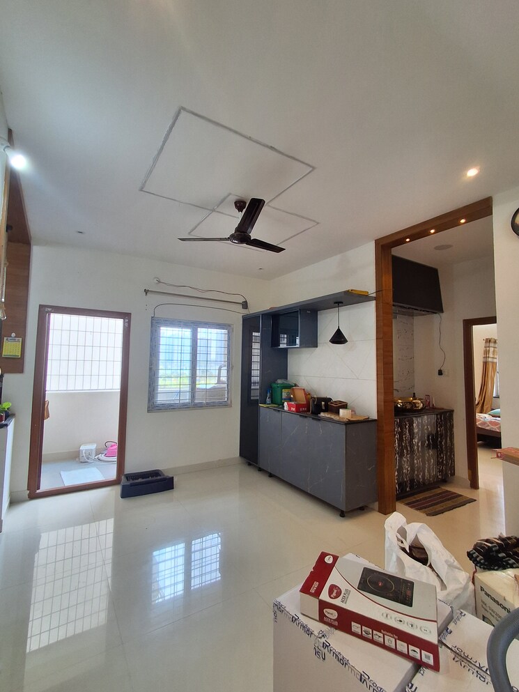 Room, kondapur 3 Bedroom 1600 Sq.Ft. Apartment In Kondapur Hyderabad 9309259