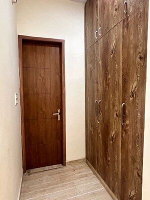 3 BHK Builder Floor For Rent in Sector 81