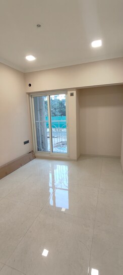 1 BHK + Servant Room Apartment For Sale in Raunak 108