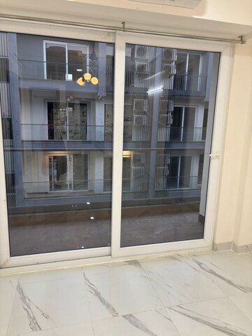 Room in 3 BHK Apartment at Smart World Gems, Sector 89 – for Sale