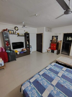 Parking in 3 BHK Apartment at Keshav Nagar – for Rent