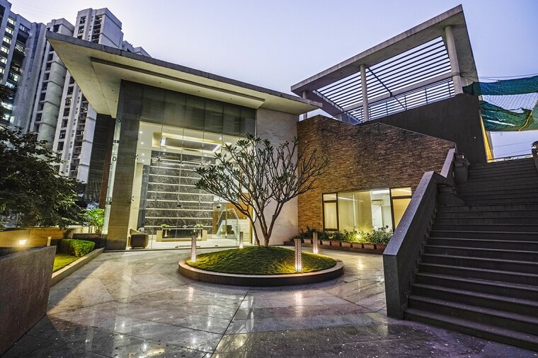 Exterior View, lodha-parkside 3 Bedroom 960 Sq.Ft. Apartment In Worli Mumbai 9309272