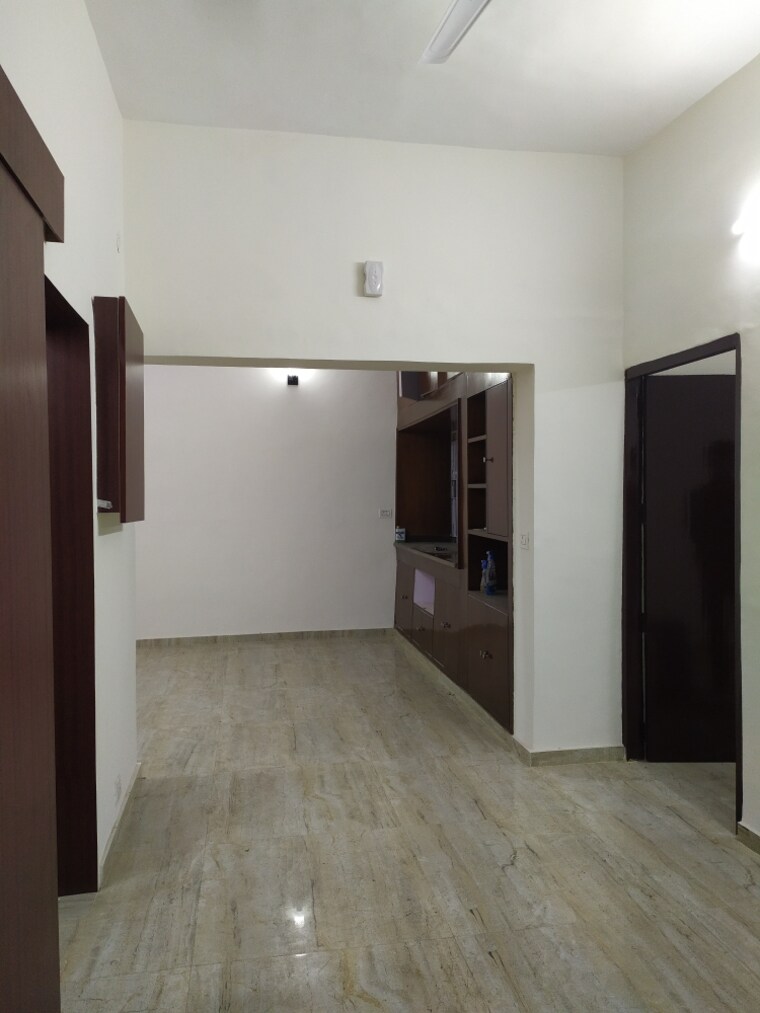 Living Room, kalkaji 2.5 Bedroom 1500 Sq.Ft. Builder Floor In Kalkaji Delhi 9309305