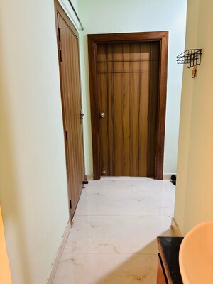 Building Lobby in 3 BHK Builder Floor at Sector 85 – for Rent