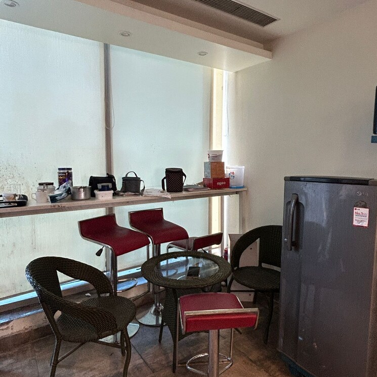 Team Area, jmd-megapolis Commercial Office Space 2800 Sq.Ft. In Tikri Gurgaon 9309306