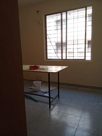 Room in 1 BHK Apartment at Lunkad Daffodils, Viman Nagar – for Rent