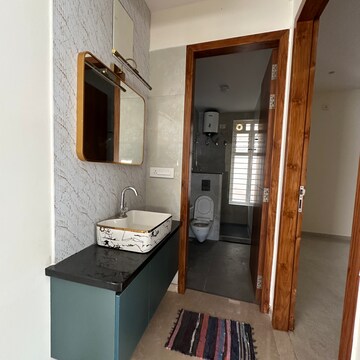 Attached Bathroom in 3 BHK Builder Floor at Banashankari – for Rent