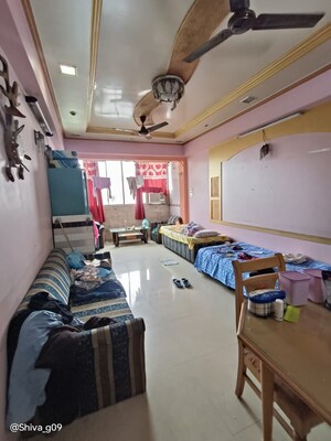 Living Room in  Pg at Mahim – for Rent