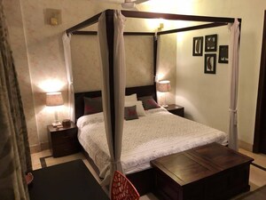 Bedroom in 3 BHK Builder Floor at Kailash Colony – for Rent