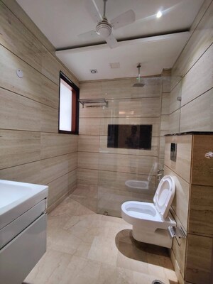 Attached Bathroom in 3 BHK Builder Floor at Kailash Colony – for Rent