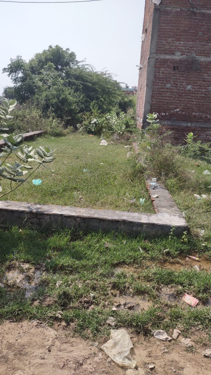Plot For Sale in Dlf Ankur Vihar