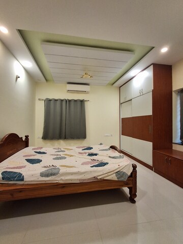 Master Bedroom in 4 BHK Villa at Kondapur – for Rent