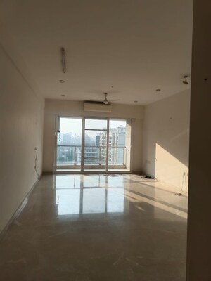 Room in 2 BHK Apartment at Godrej Serenity, Chembur – for Rent