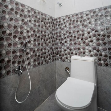 Bathroom in 2 BHK Builder Floor at Financial District – for Rent