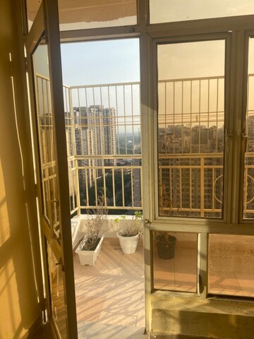 Balcony in 2.5 BHK Apartment at Supertech Ecociti, Sector 137 – for Rent