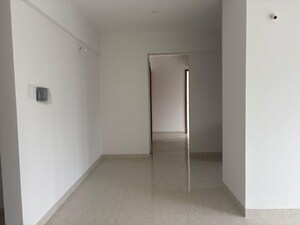 Room in 3 BHK Apartment at Nirman Adi, Kalyani Nagar – for Sale