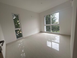 Room in 3 BHK Apartment at Nirman Adi, Kalyani Nagar – for Sale