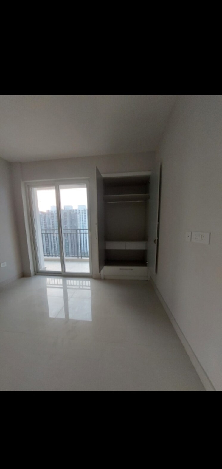 Room, eldeco-live-by-the-greens 2 Bedroom 668 Sq.Ft. Apartment In Sector 150 Noida 9309434