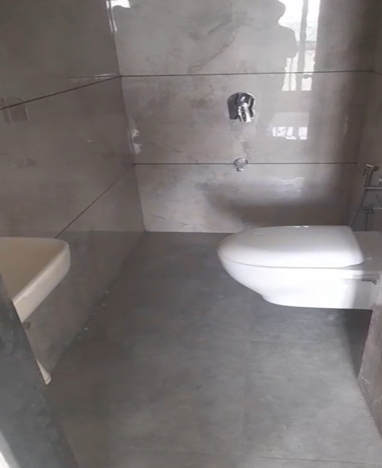 Bathroom, sidhivinayak-flora 1 Bedroom 556 Sq.Ft. Apartment In Chembur Mumbai 9309414