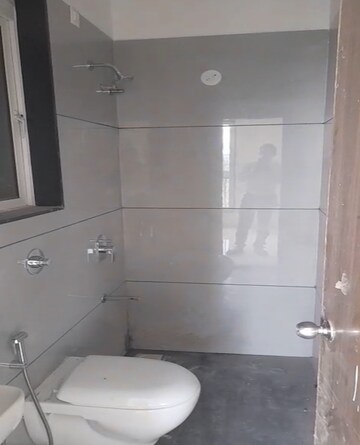 Bathroom in 1 BHK Apartment at Sidhivinayak Flora, Chembur – for Rent