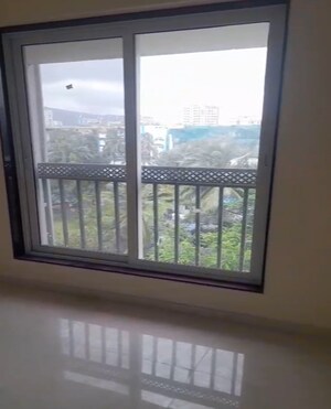 Bedroom in 1 BHK Apartment at Sidhivinayak Flora, Chembur – for Rent