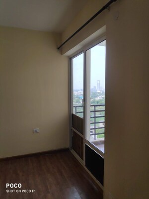 Room in 2 BHK Apartment at Satya The Hermitage Phase 2, Sector 103 – for Rent