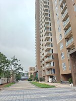 3 BHK + Servant Room 2750 Sq.Ft. Apartment in Godrej South Estate Okhla