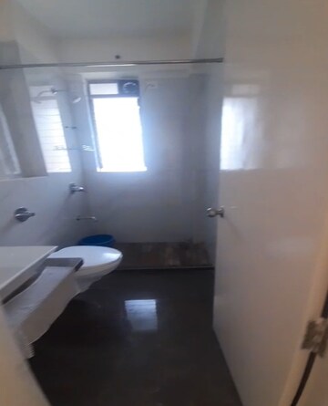 Bathroom in 1 BHK Apartment at Kukreja Hari Kunj 3, Chembur – for Rent