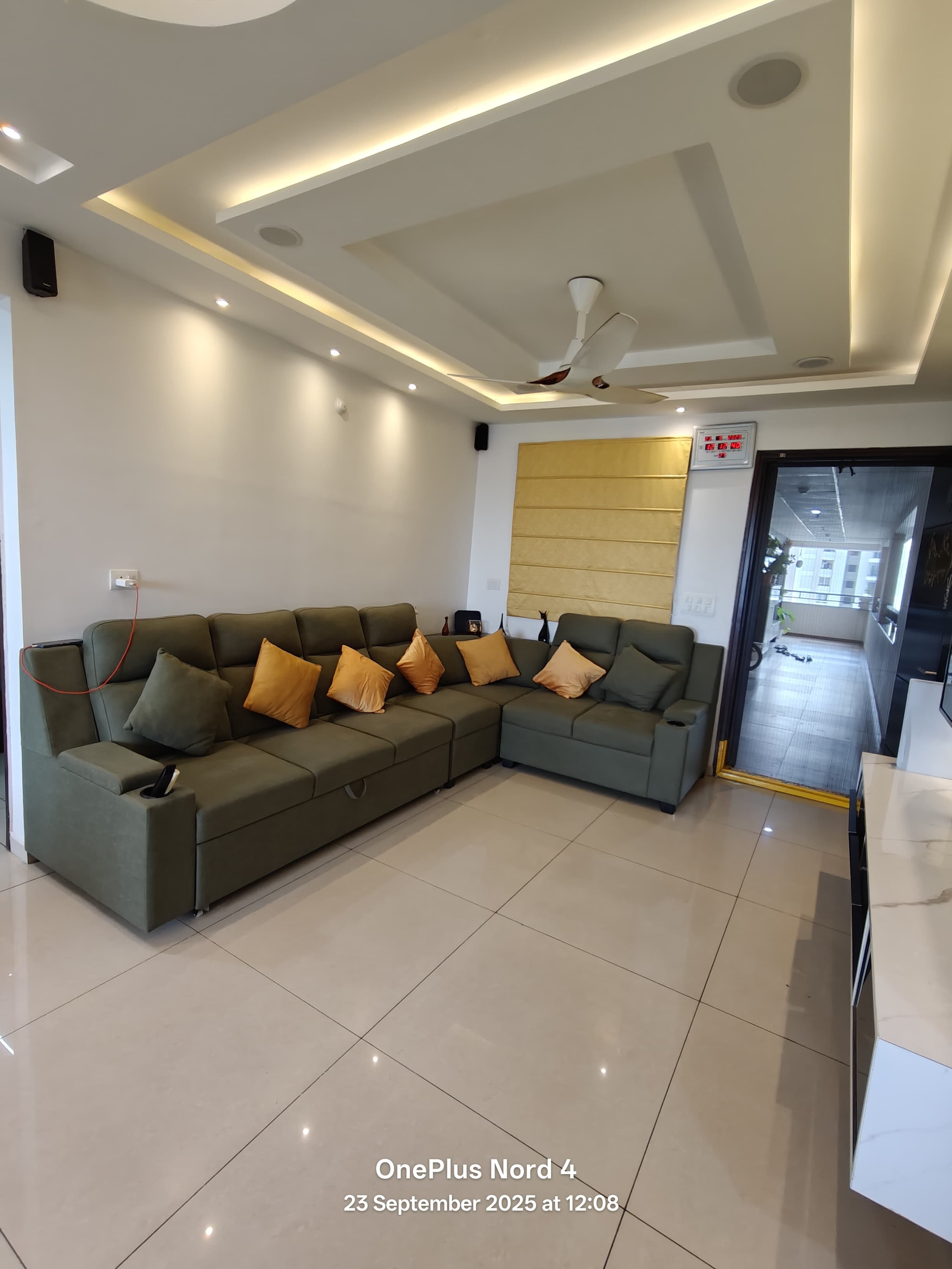 3 BHK + Pooja Room Apartment For Rent in Cybercity Marina Skies