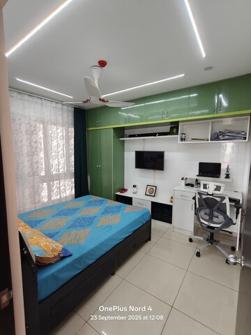 Bedroom in 3 BHK Apartment at Cybercity Marina Skies, Hi Tech City – for Rent