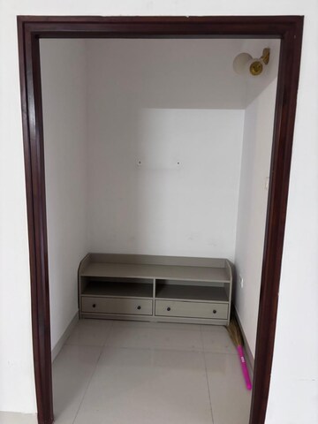 Furnished Amenities in 3 BHK Apartment at Movie Towers, Kokapet – for Rent