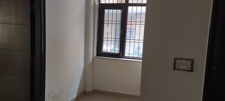 Room, lajpat nagar 2 Bedroom 900 Sq.Ft. Builder Floor In Lajpat Nagar Delhi 9309478