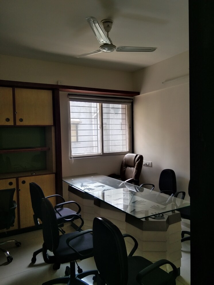 Team Area, vadgaon budruk Commercial Office Space 1950 Sq.Ft. In Vadgaon Budruk Pune 9309508