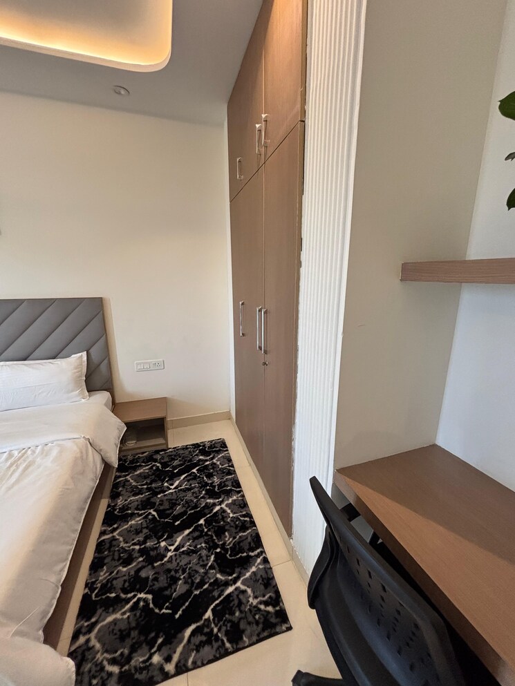 Bedroom, sector 55 1 Bedroom 680 Sq.Ft. Builder Floor In Sector 55 Gurgaon 9309479