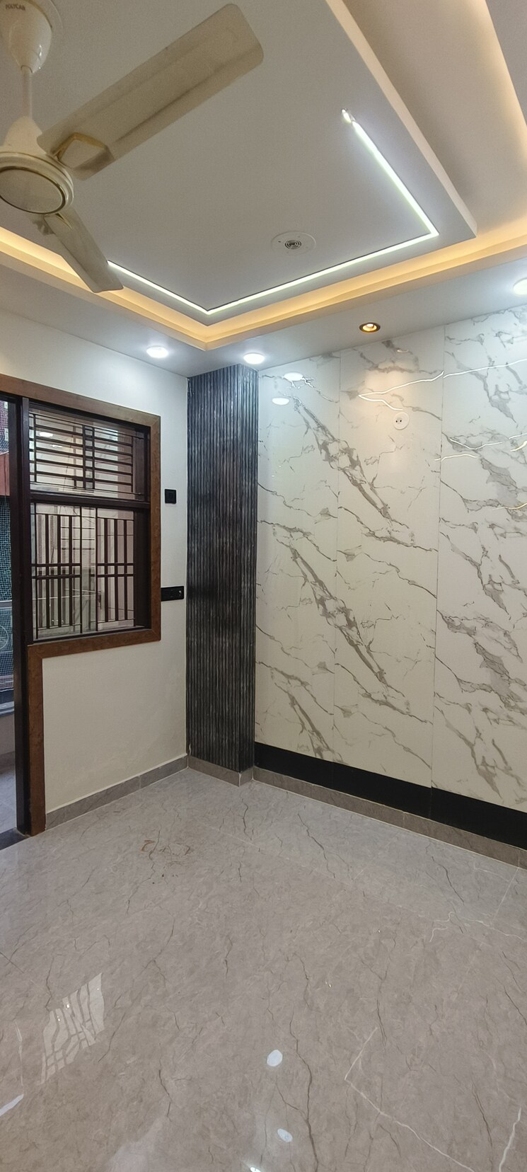 Room, dwarka mor 2 Bedroom 600 Sq.Ft. Builder Floor In Dwarka Mor Delhi 9309511