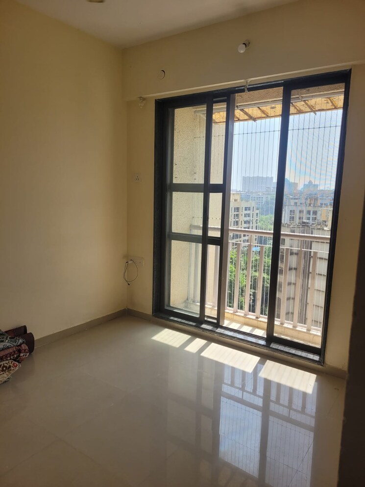 Bedroom, coral-heights 1 Bedroom 450 Sq.Ft. Apartment In Kavesar Thane 9309493