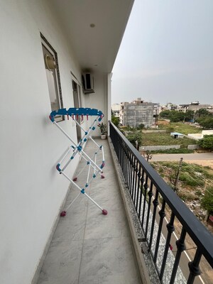 Balcony in 1 BHK Builder Floor at Sector 55 – for Rent