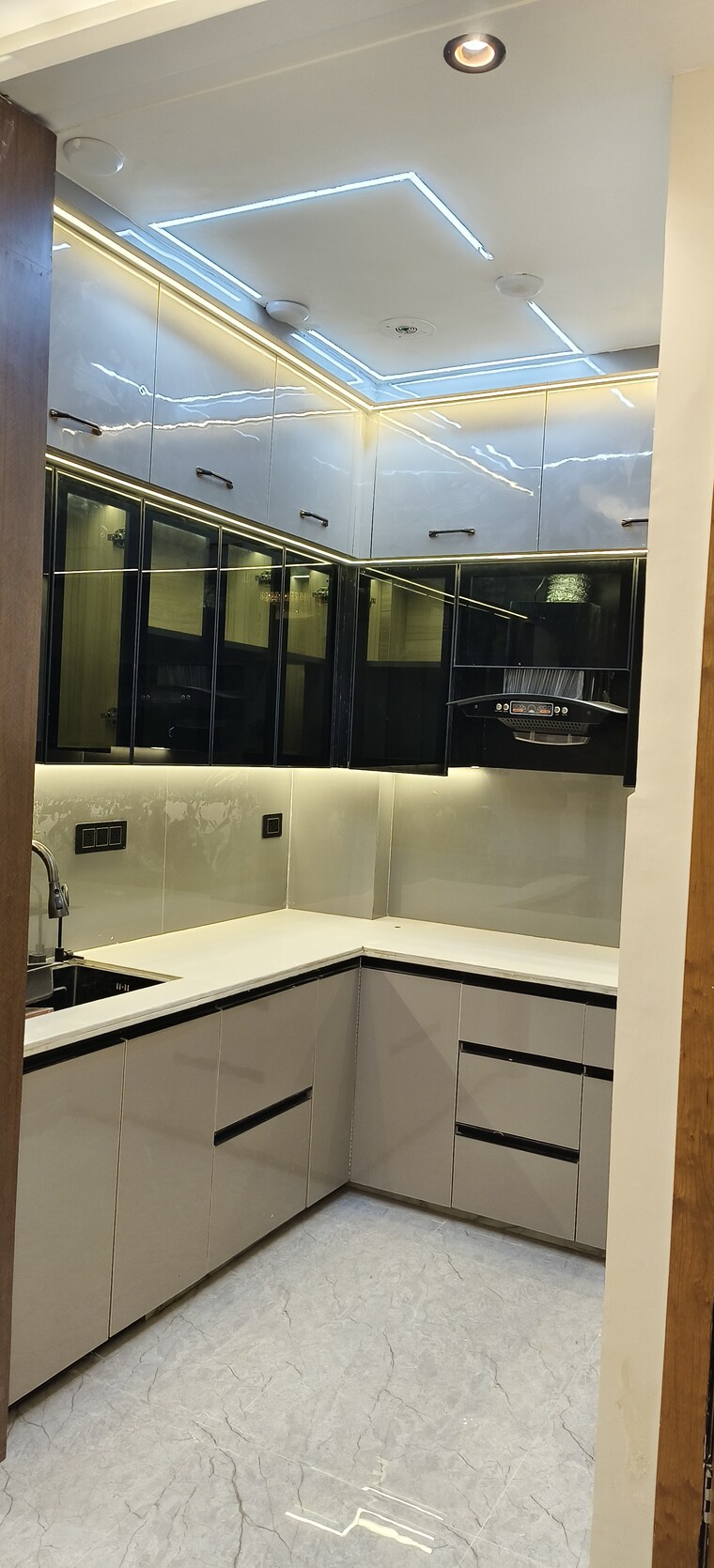 Kitchen, dwarka mor 2 Bedroom 600 Sq.Ft. Builder Floor In Dwarka Mor Delhi 9309511