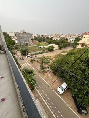 Balcony in 1 BHK Builder Floor at Sector 55 – for Rent