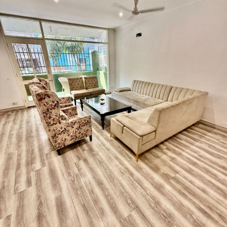 Living Room, greater kailash i 3 Bedroom 1872 Sq.Ft. Builder Floor In Greater Kailash I Delhi 9309554