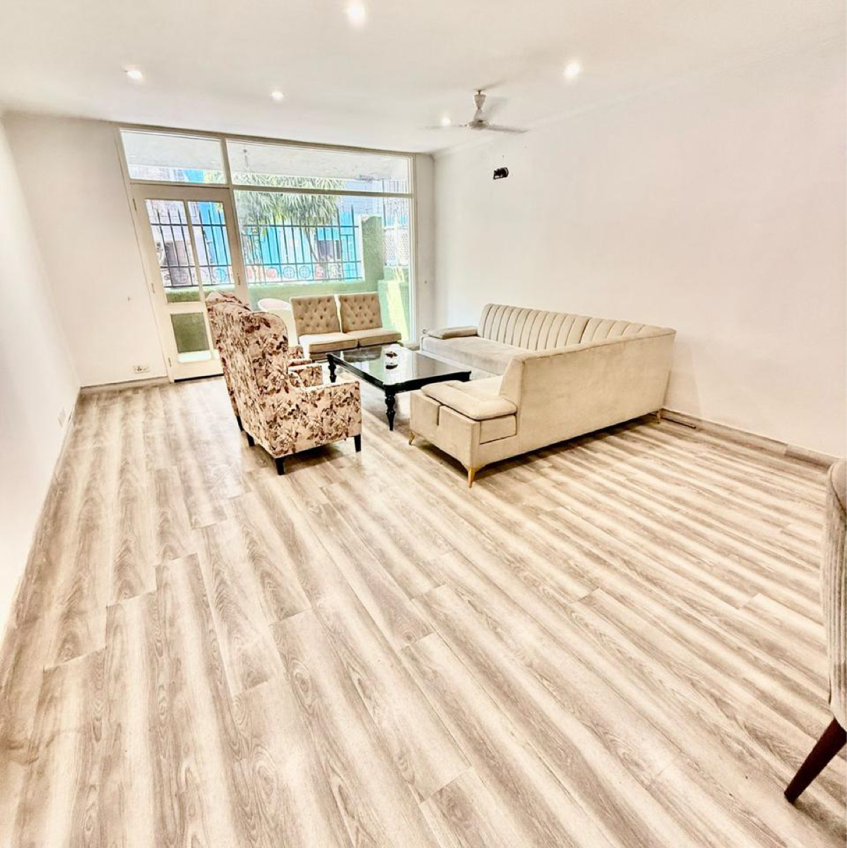 3 BHK + Servant Room Builder Floor For Sale in Greater Kailash I