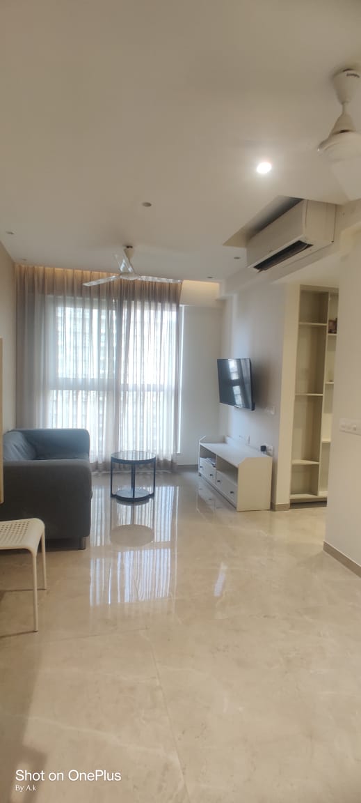 1 BHK Apartment For Rent in Hiranandani Regent Hill