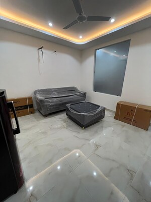 Living Room in 1 BHK Builder Floor at Sector 57 – for Rent