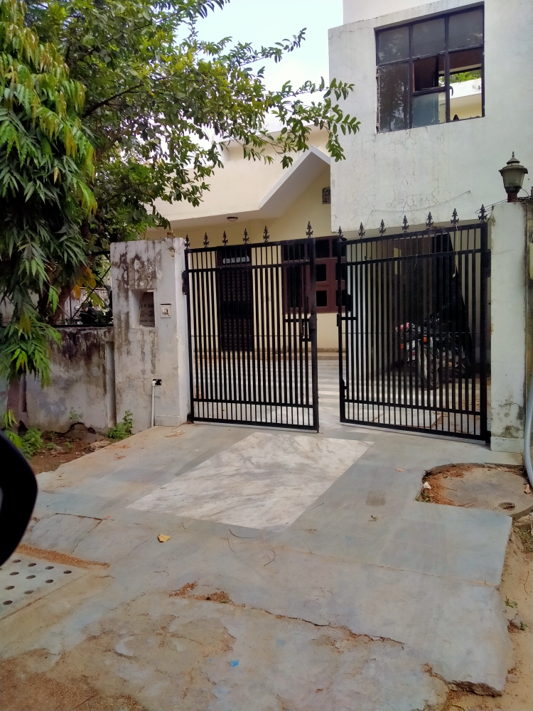2 BHK Independent House For Sale in Sector 37 Greater Noida