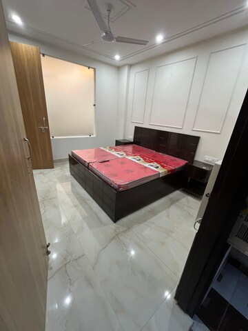 Kitchen in 1 BHK Builder Floor at Sector 57 – for Rent