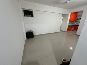 Furnished Amenities in 2 BHK Apartment at Shree Vardhman Green Court, Sector 90 – for Sale