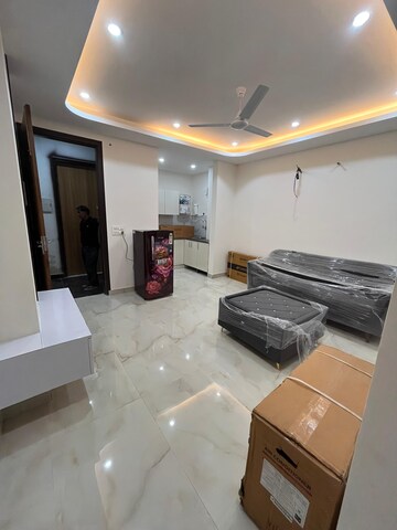 Living Room in 1 BHK Builder Floor at Sector 57 – for Rent