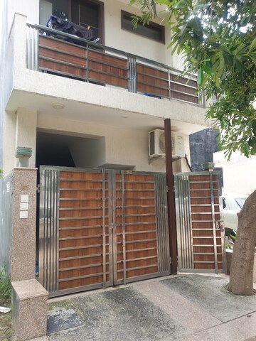 1 BHK Builder Floor – Exterior View View at DLF City Phase V, Dlf Phase V - for Rent
