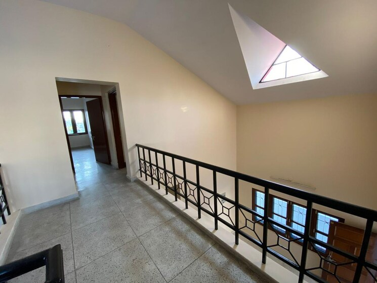 Room, sahastradhara 4 Bedroom 2000 Sq.Ft. Independent House In Sahastradhara Dehradun 9309600